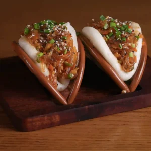 Japchae Noodle Bao Chicken (2pcs)